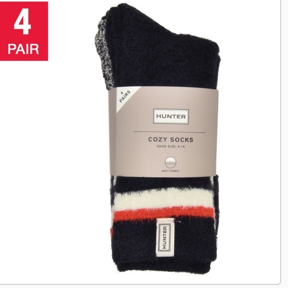 Hunter Cozy Crew Socks in Black, White, and Red-4 Pairs - Picture 8 of 10